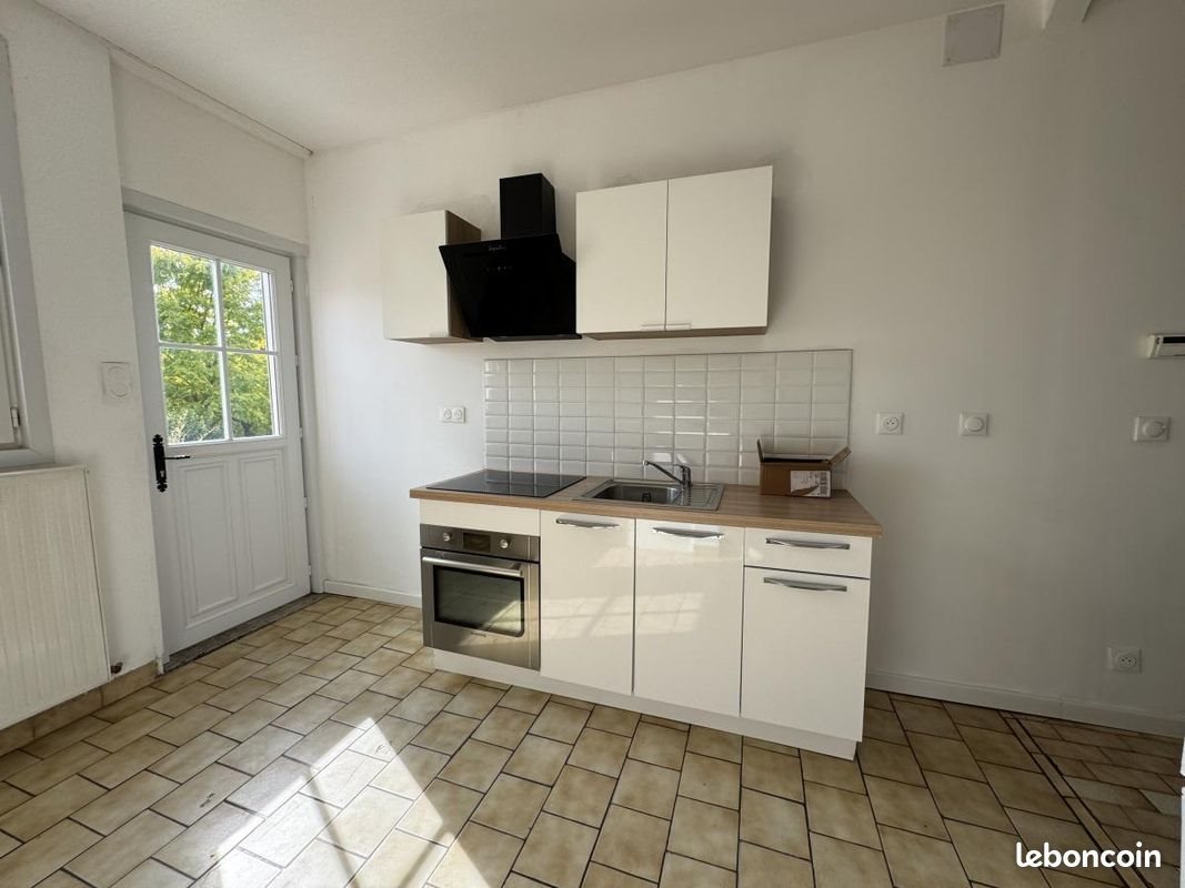 Appartement à louer, 75m², Corbie