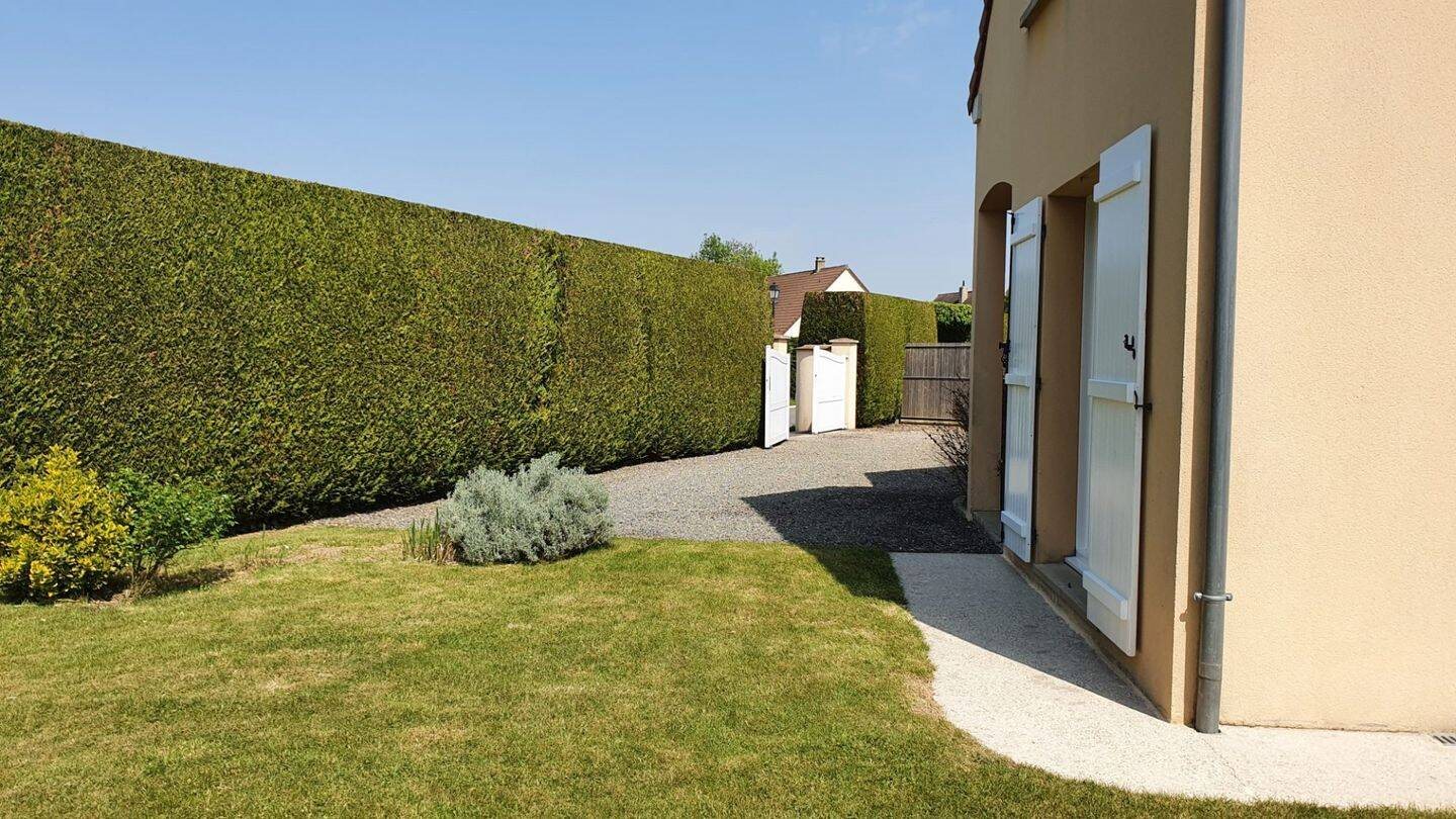 Maison à louer, 120m², Goupillières
