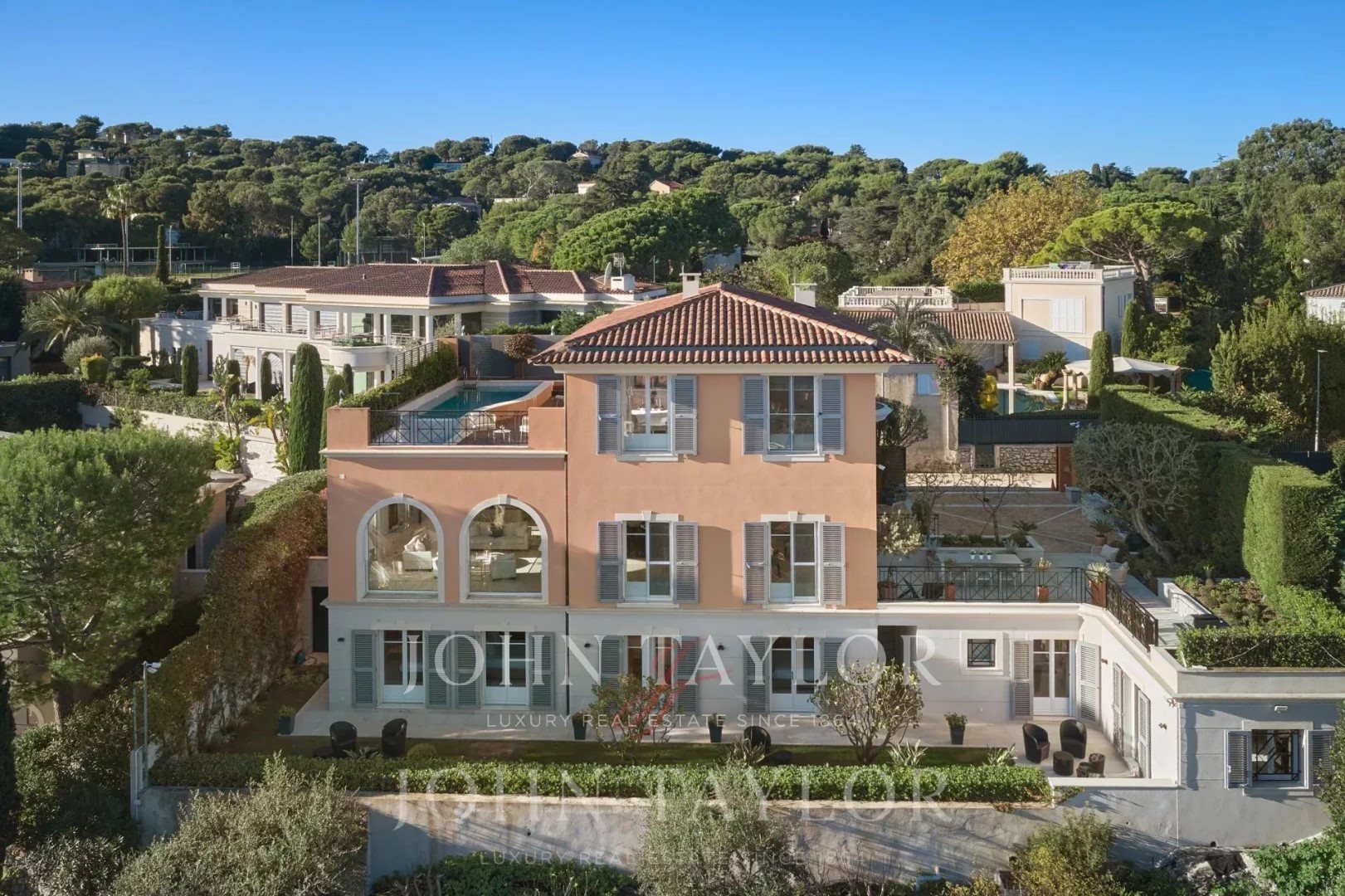 Maison à louer, 650m², Villefranche-sur-Mer
