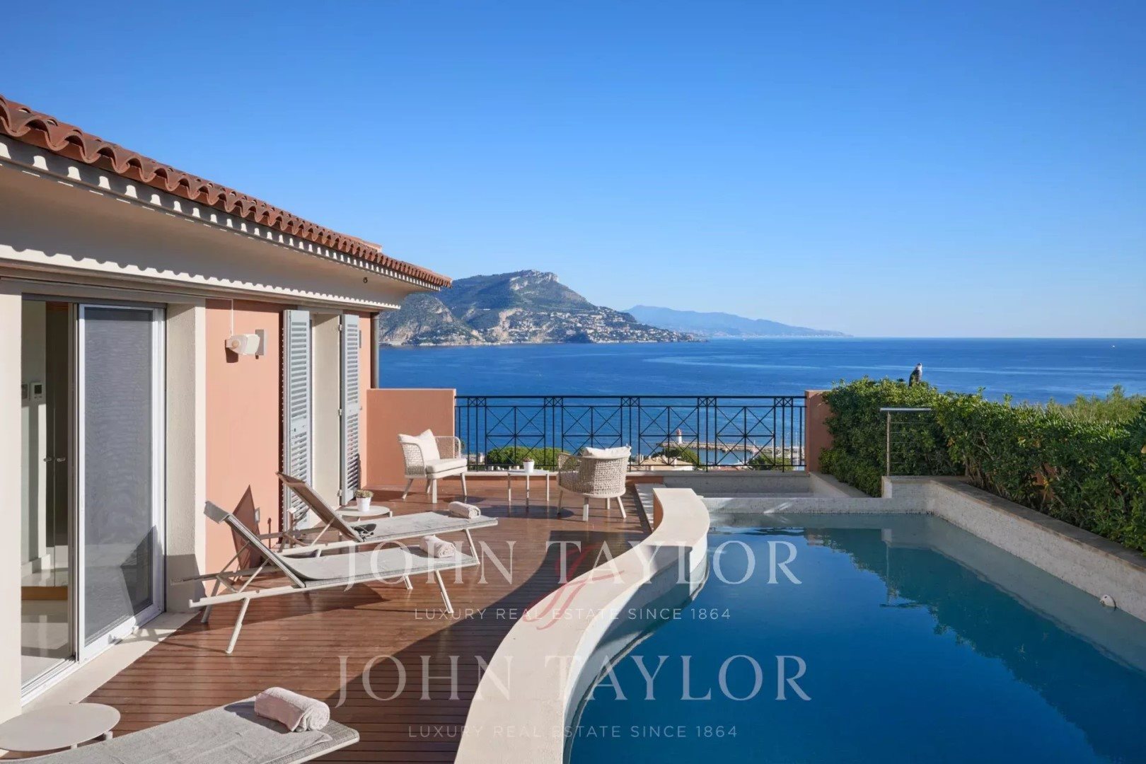Maison à louer, 650m², Villefranche-sur-Mer