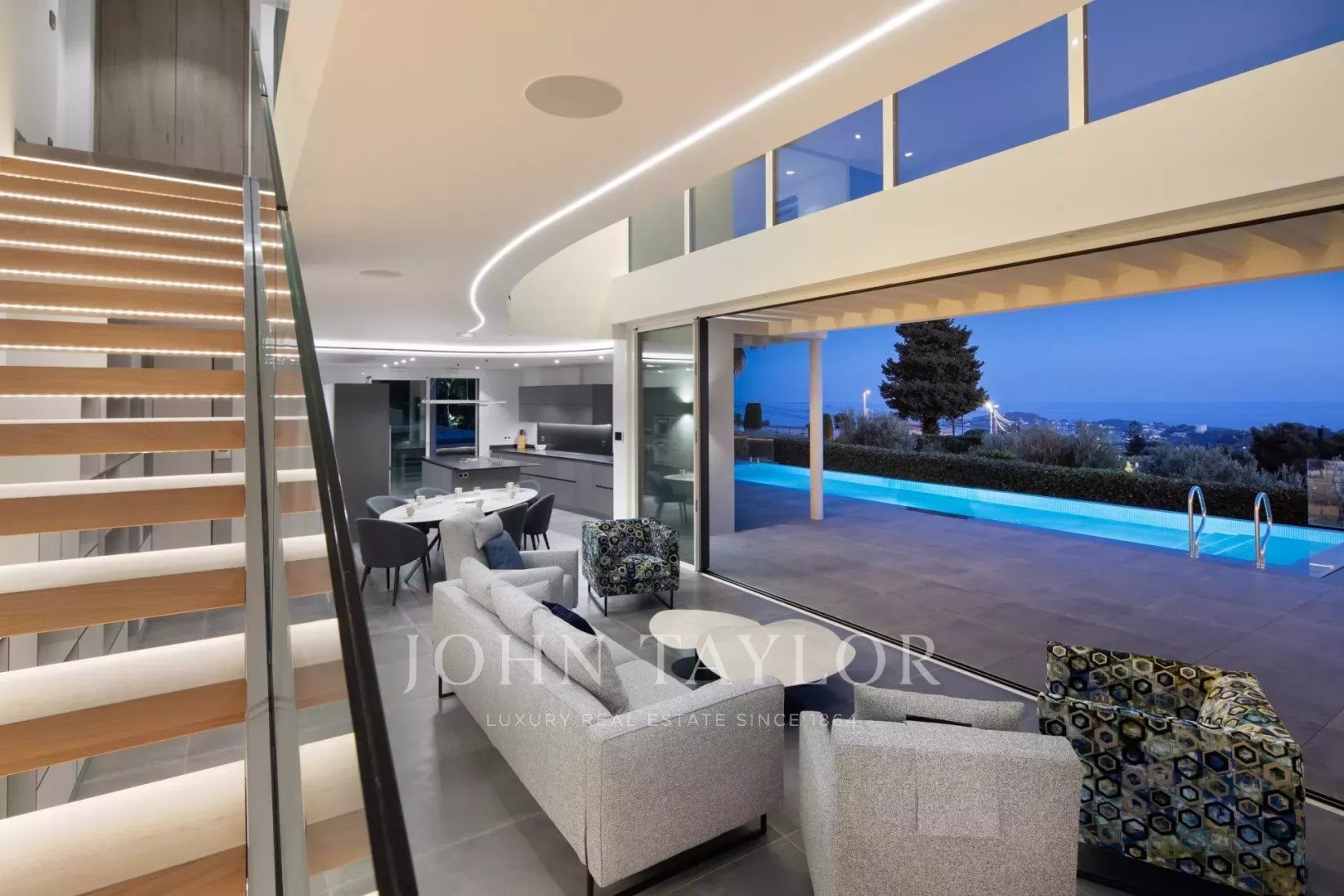 Maison à louer, 244m², Villefranche-sur-Mer