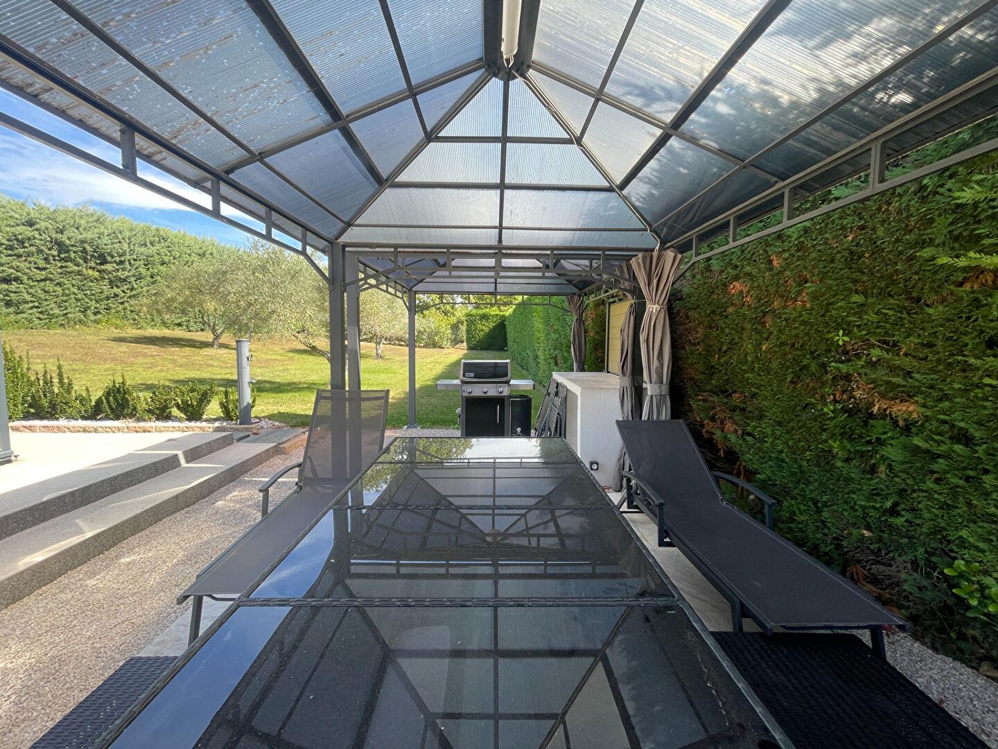 Maison à louer, 177m², Lambesc