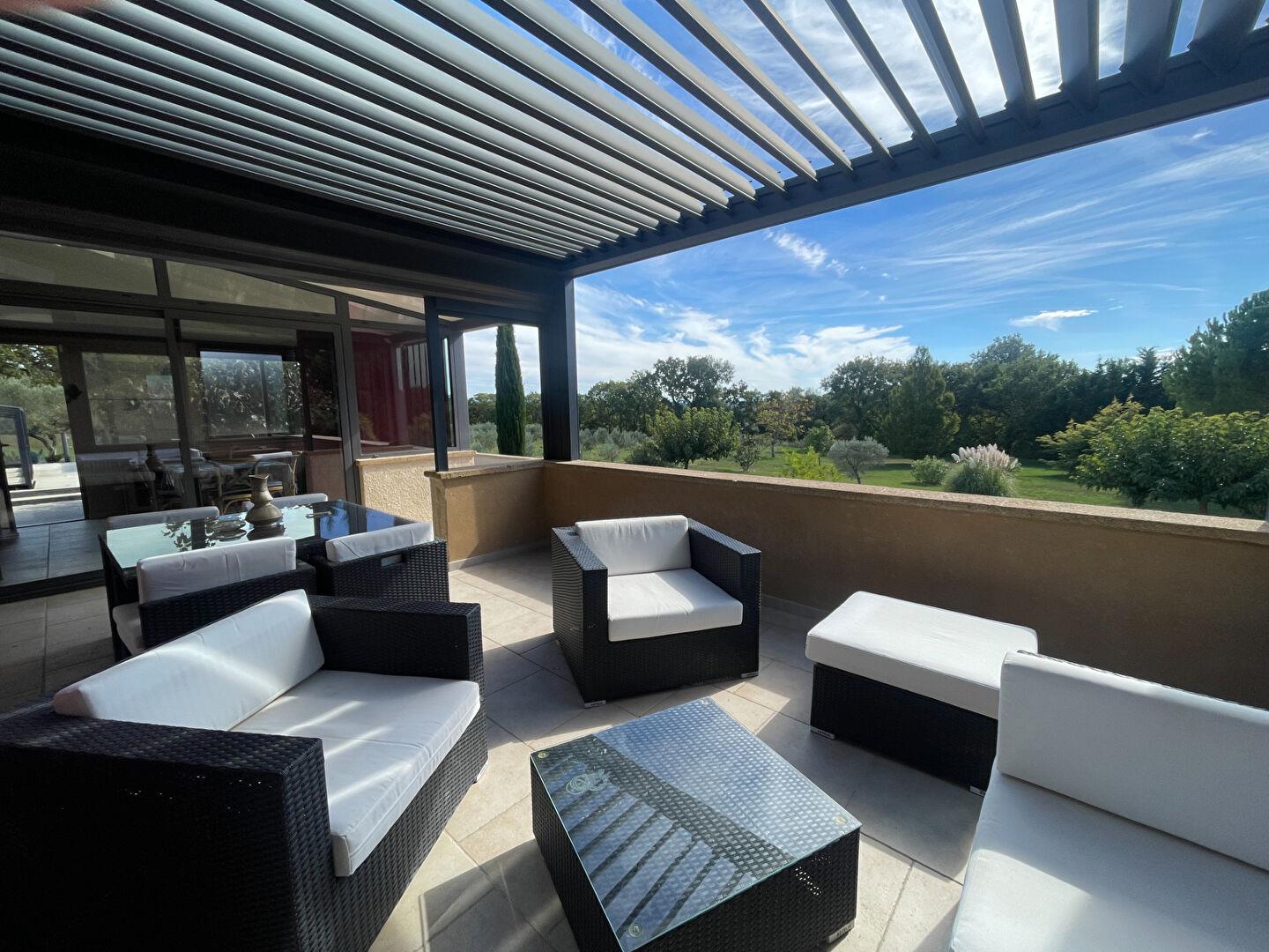 Maison à louer, 177m², Lambesc