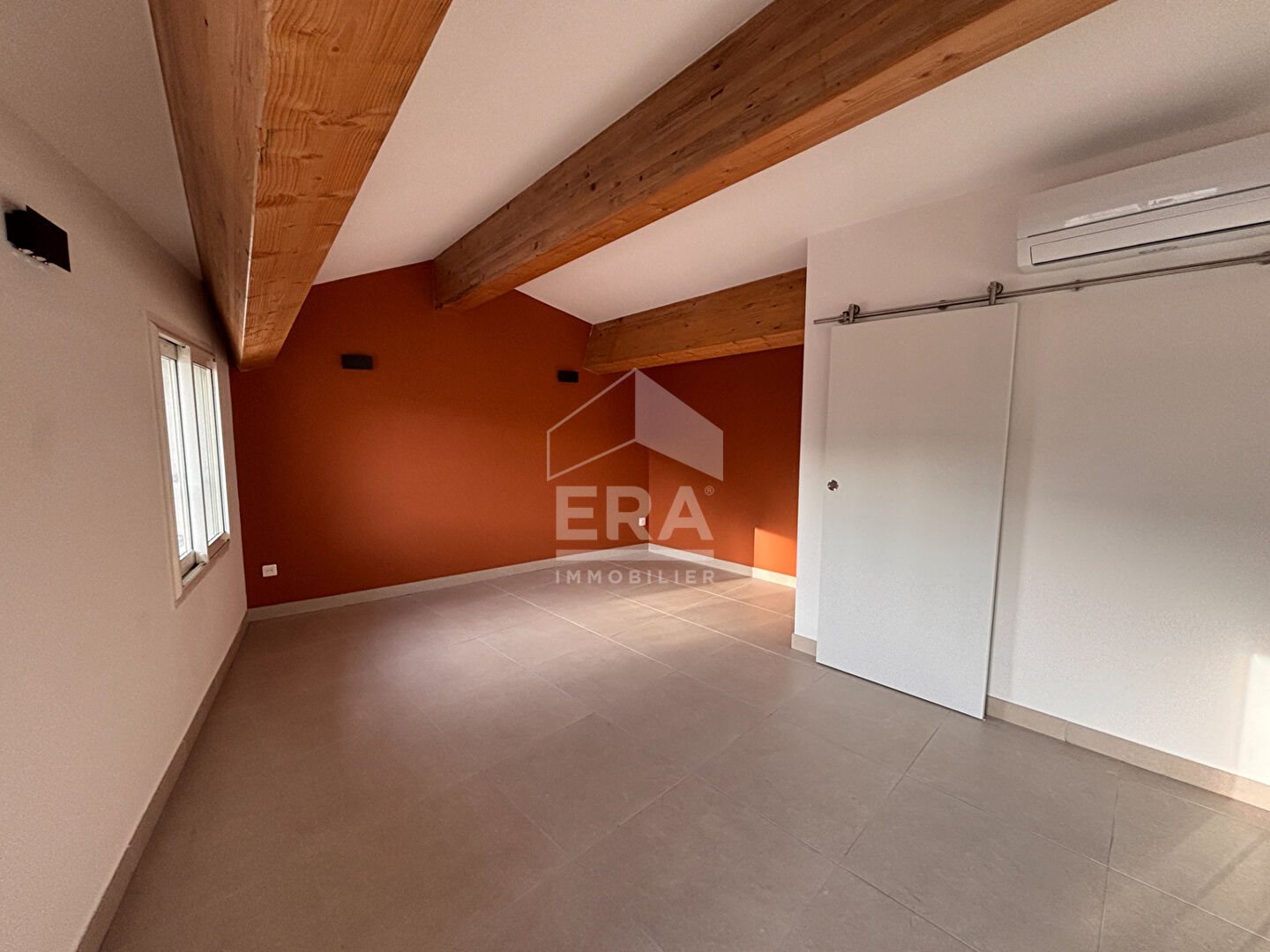 Appartement à louer, 56m², Saint-Cannat