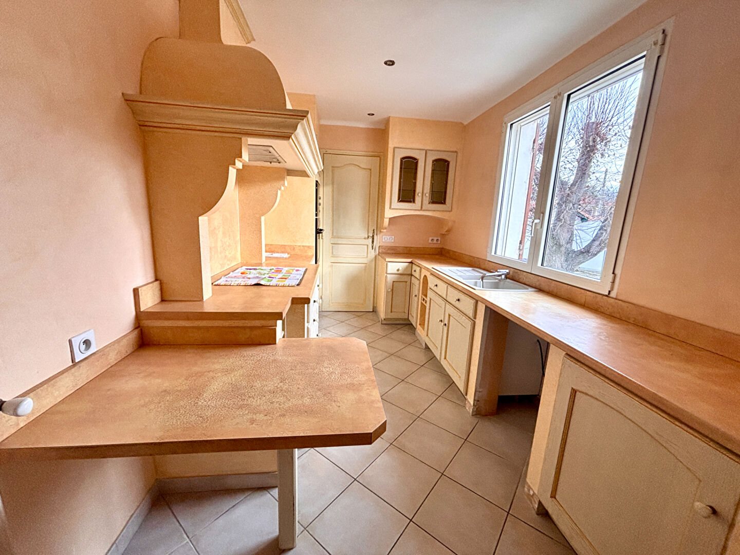 Maison à louer, 94m², Lambesc