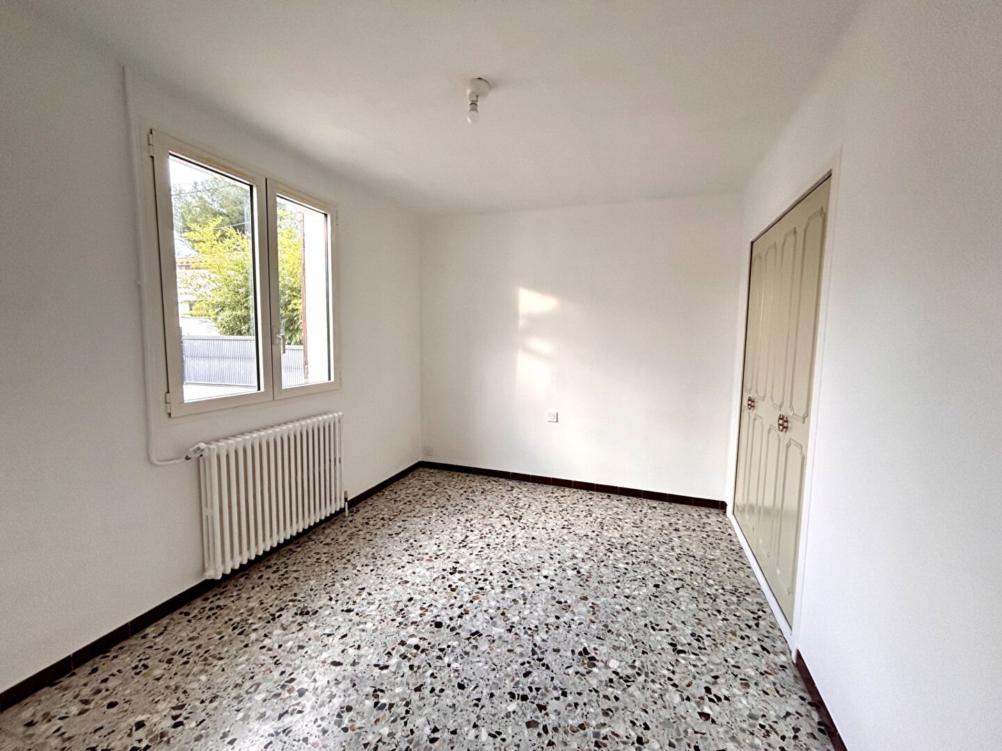 Maison à louer, 94m², Lambesc