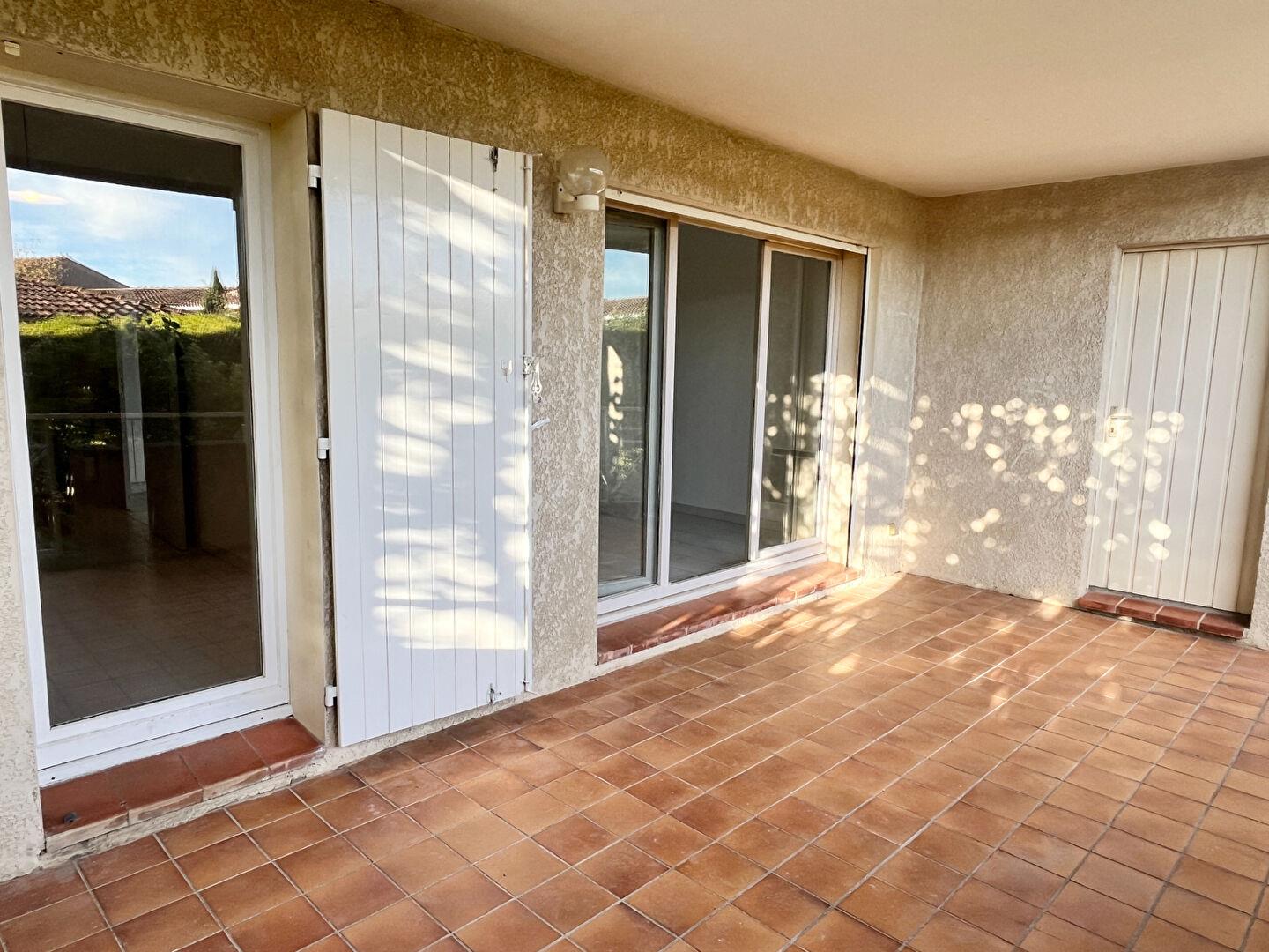 Appartement à louer, 47m², Venelles