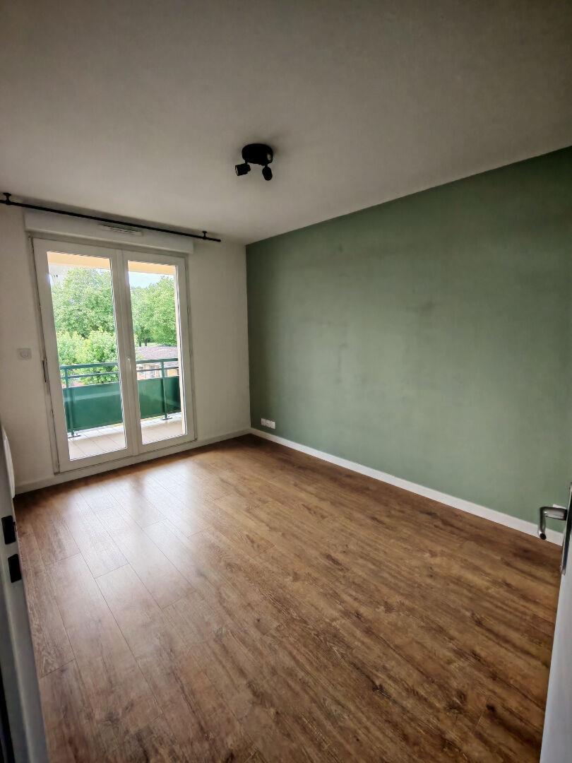 Appartement à louer, 63m², Le Barp