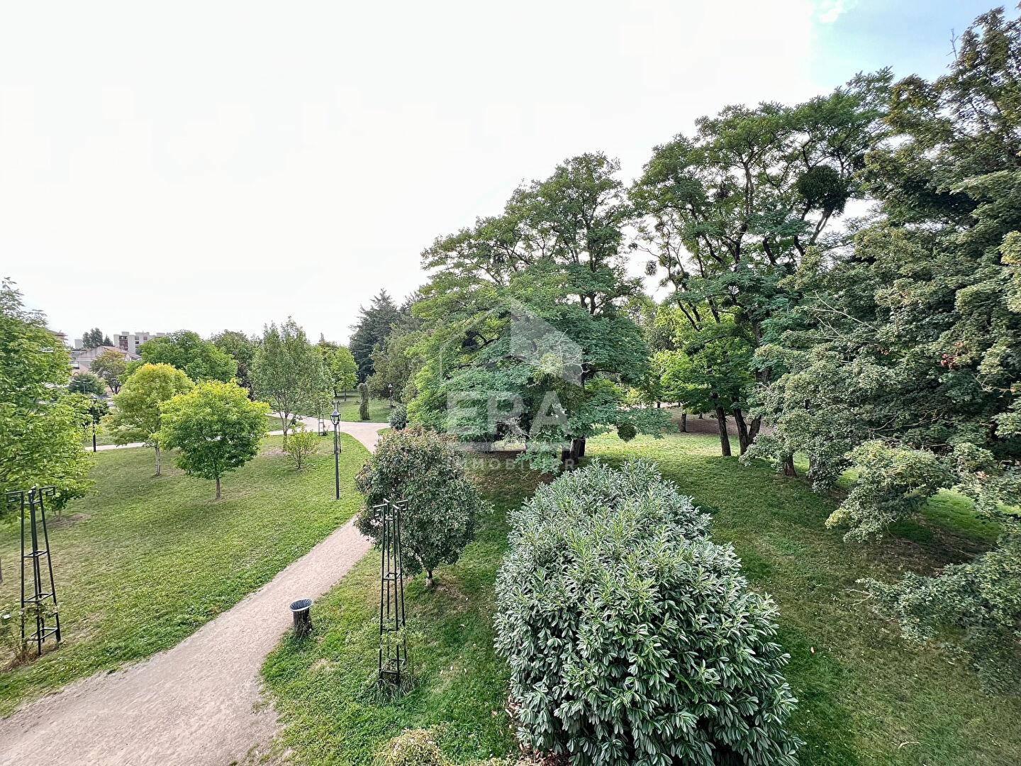 Appartement à vendre, 83m², Orléans