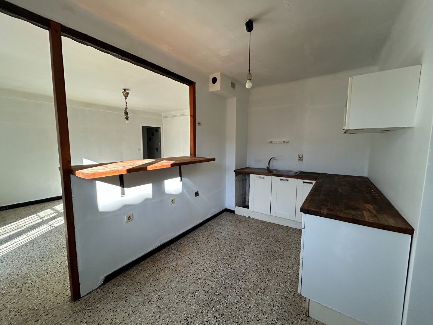 Appartement à vendre, 70m², Entraigues-sur-la-Sorgue