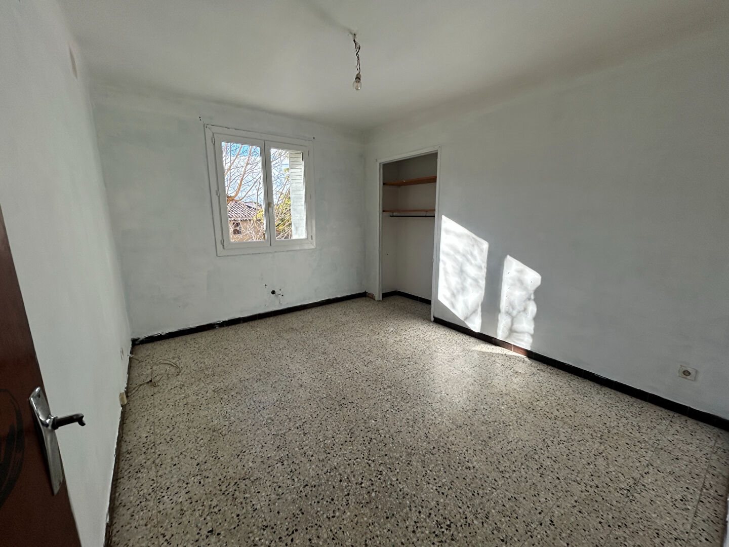 Appartement à vendre, 70m², Entraigues-sur-la-Sorgue