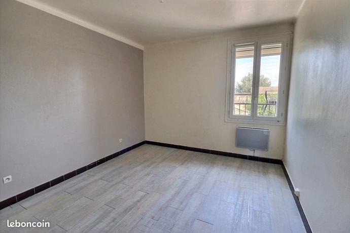 Appartement à vendre, 59m², Entraigues-sur-la-Sorgue