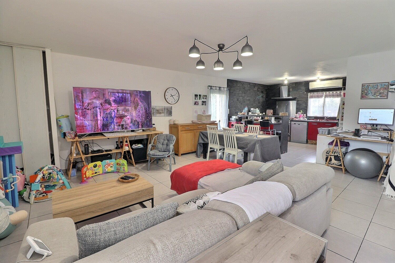 Appartement à vendre, 90m², Entraigues-sur-la-Sorgue