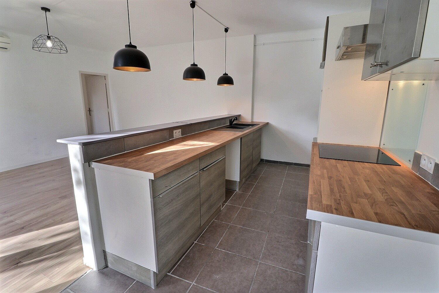 Appartement à vendre, 70m², Entraigues-sur-la-Sorgue