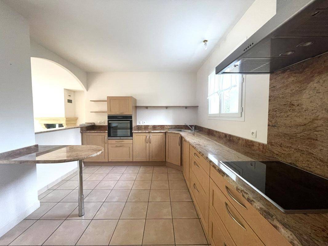 Maison à louer, 130m², Halsou