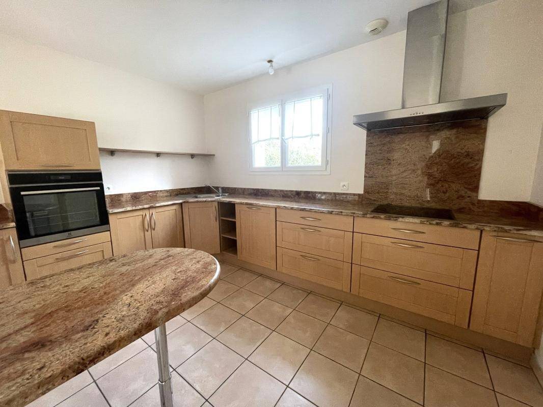 Maison à louer, 130m², Halsou