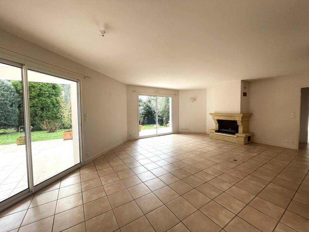 Maison à louer, 130m², Halsou