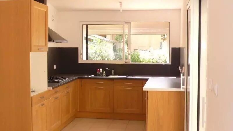 Maison à louer, 132m², Nègrepelisse