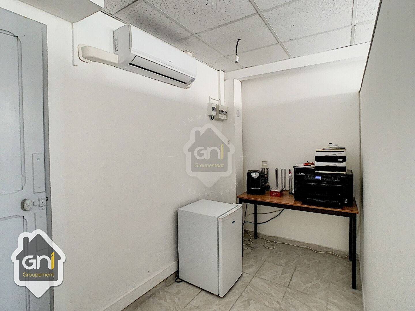 Appartement à louer, 23m², Sénas