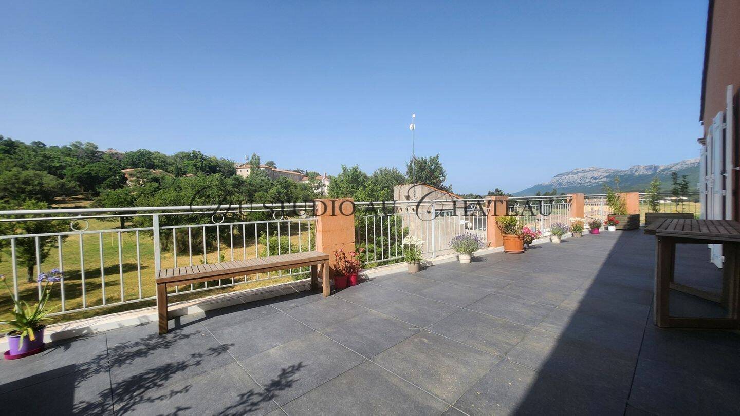 Appartement à vendre, 71m², Plan-d'Aups-Sainte-Baume