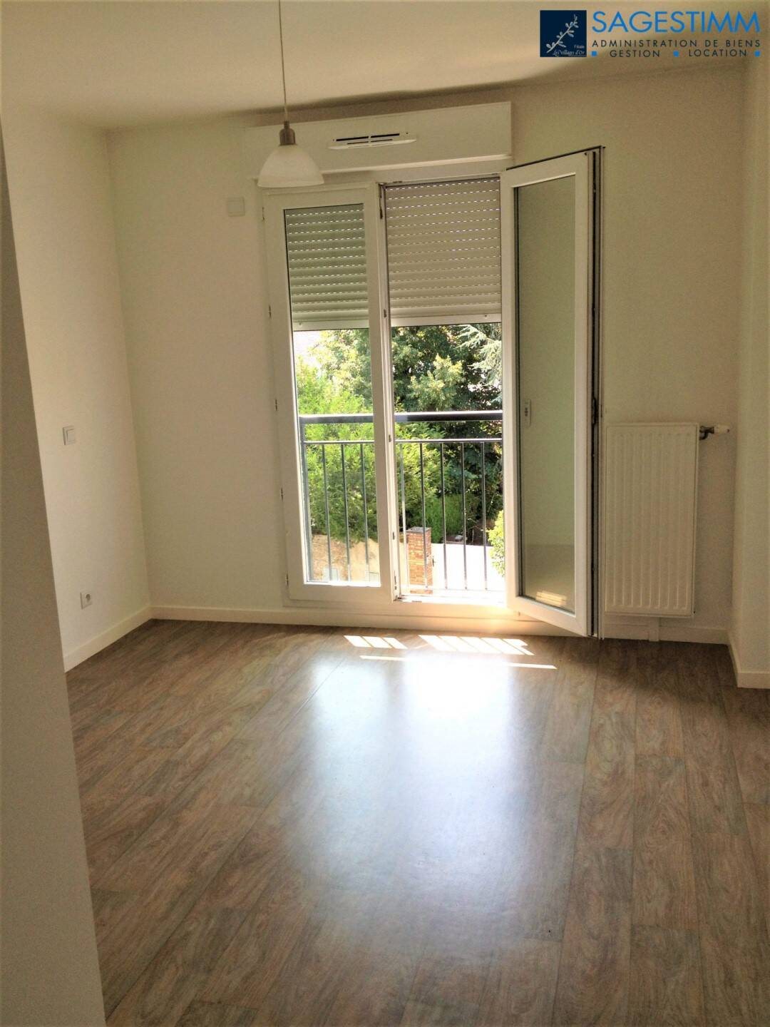 Appartement à louer, 47m², Villecresnes