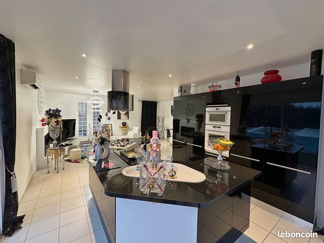 Maison à vendre, 100m², Pierrefeu-du-Var