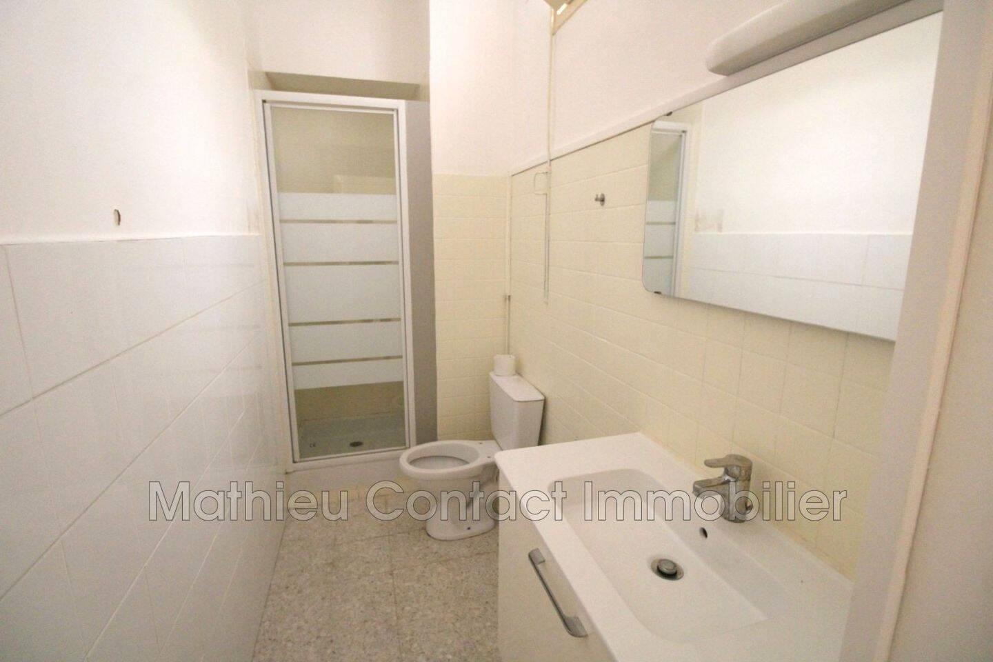 Appartement à louer, 28m², Nîmes