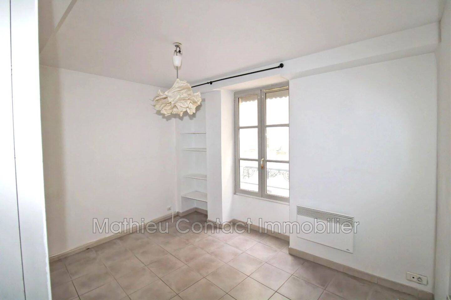 Appartement à louer, 45m², Nîmes