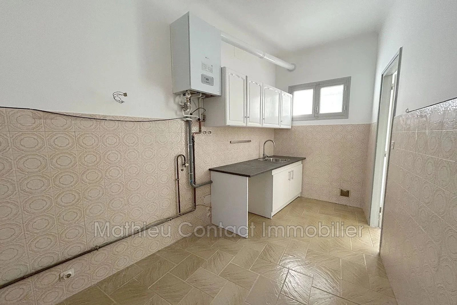 Appartement à louer, 61m², Nîmes