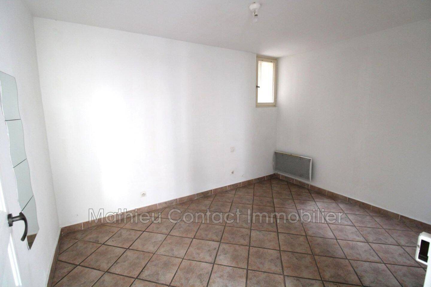 Appartement à louer, 50m², Nîmes