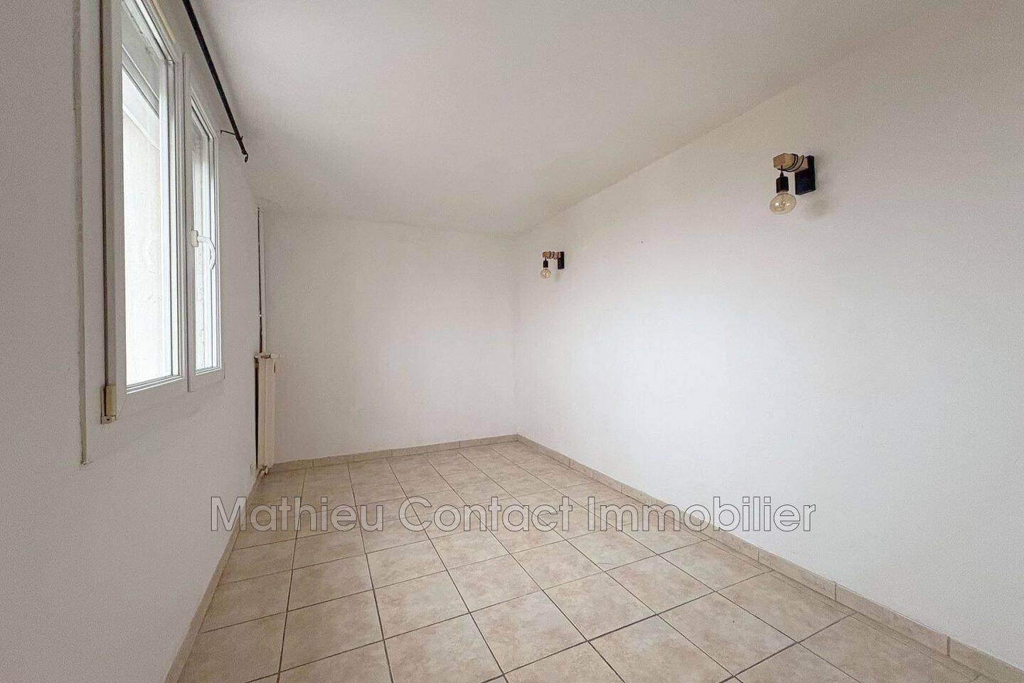 Appartement à louer, 63m², Nîmes