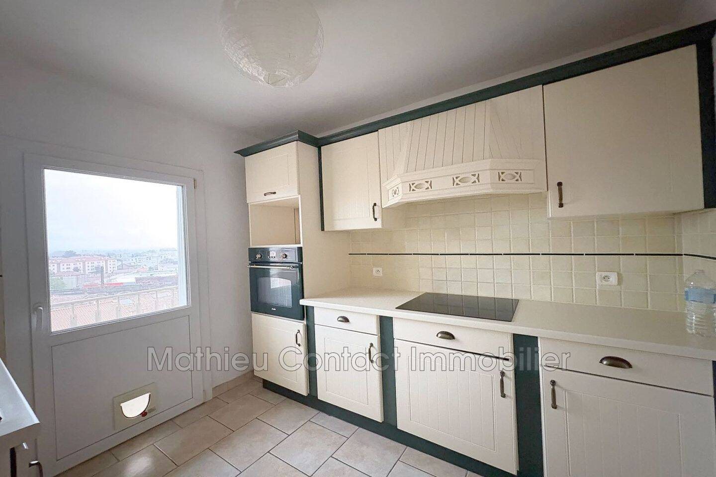 Appartement à louer, 63m², Nîmes