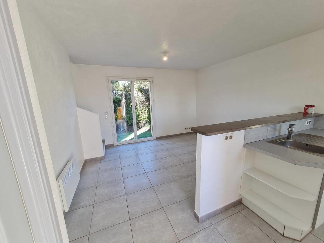 Maison à louer, 46m², Pégomas