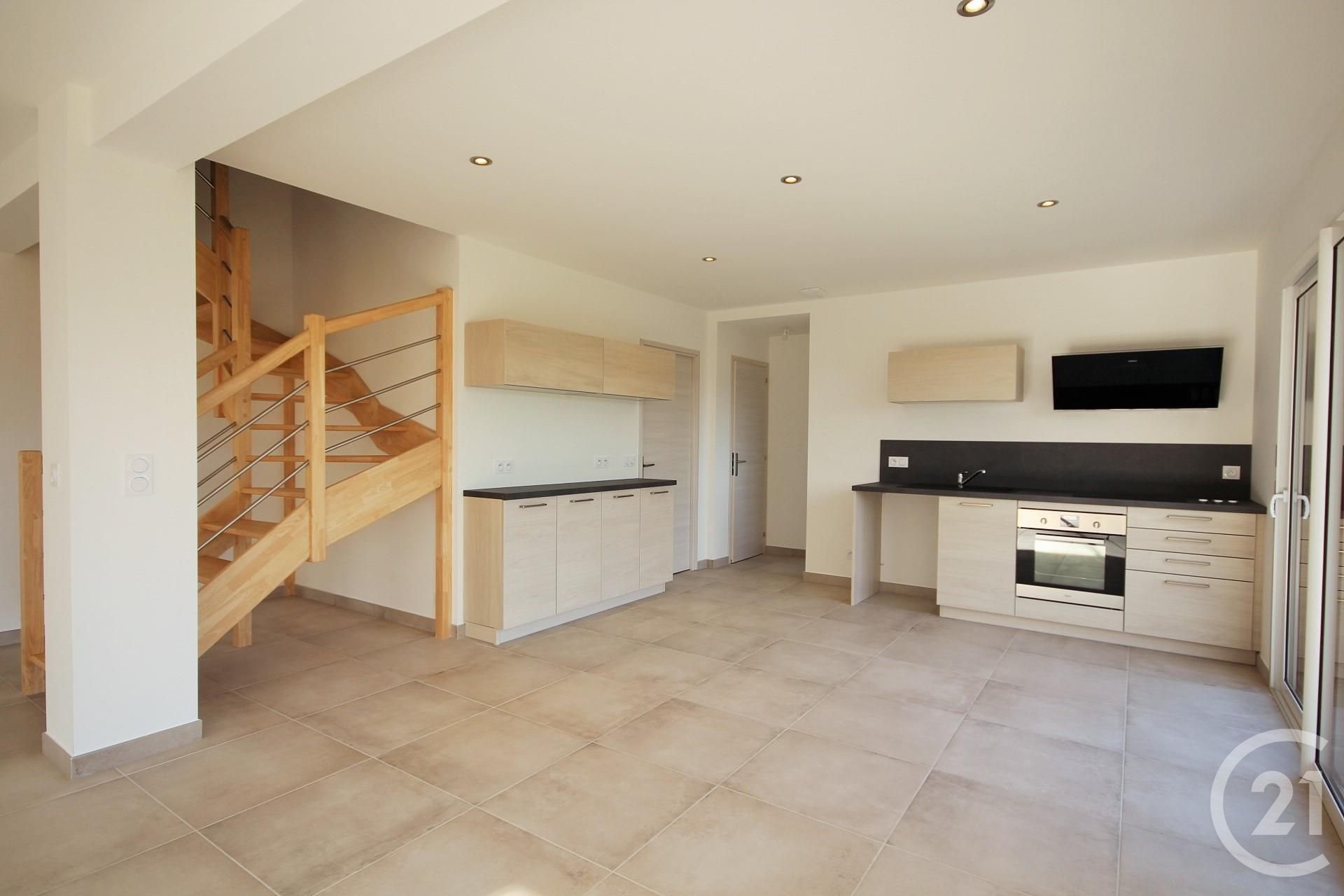 Maison à louer, 120m², Hauteville-sur-Fier