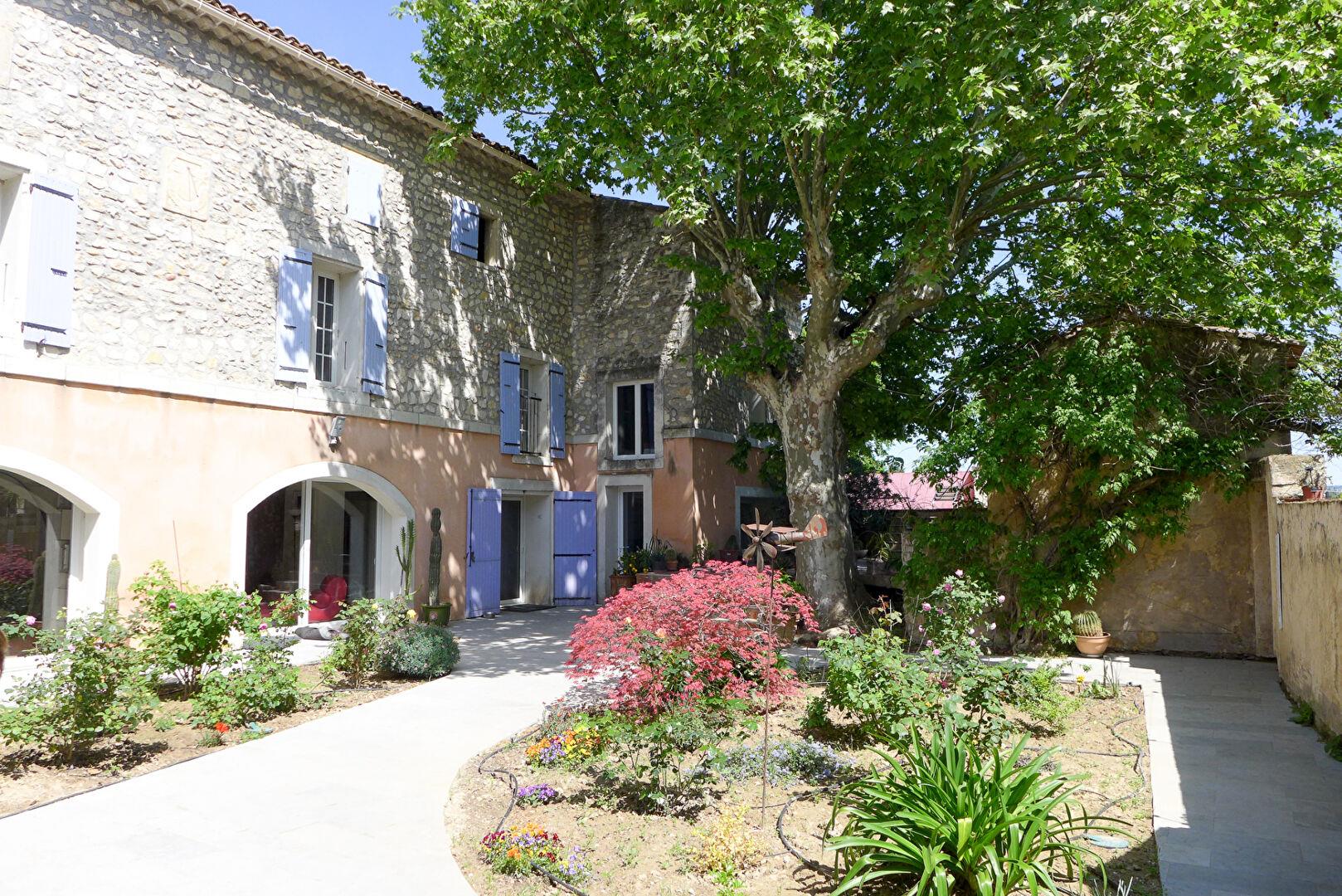 Maison à vendre, 220m², Pierrelatte