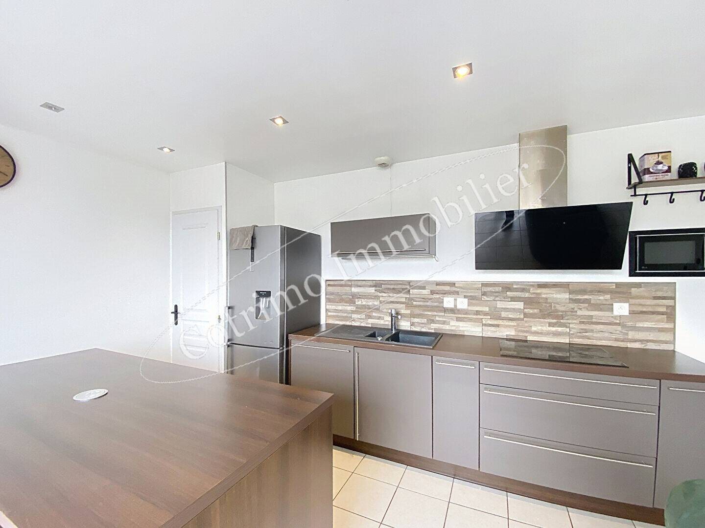 Appartement à louer, 51m², Saint-Bonnet-de-Mure