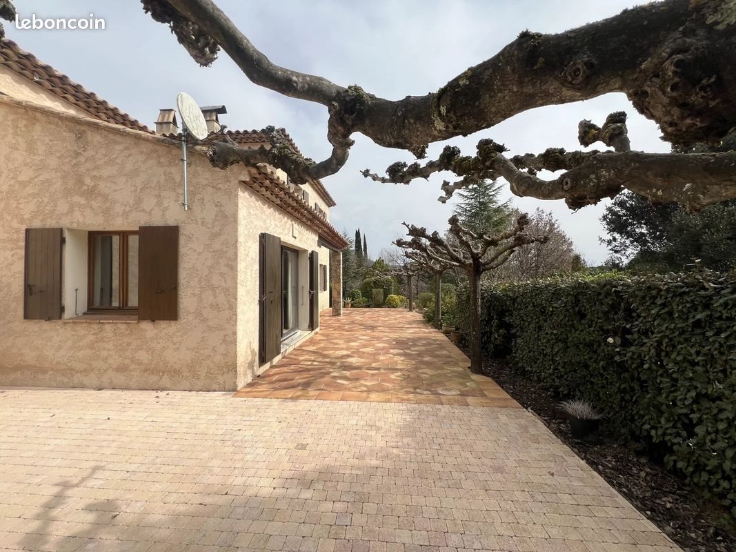 Maison à vendre, 135m², Forcalqueiret