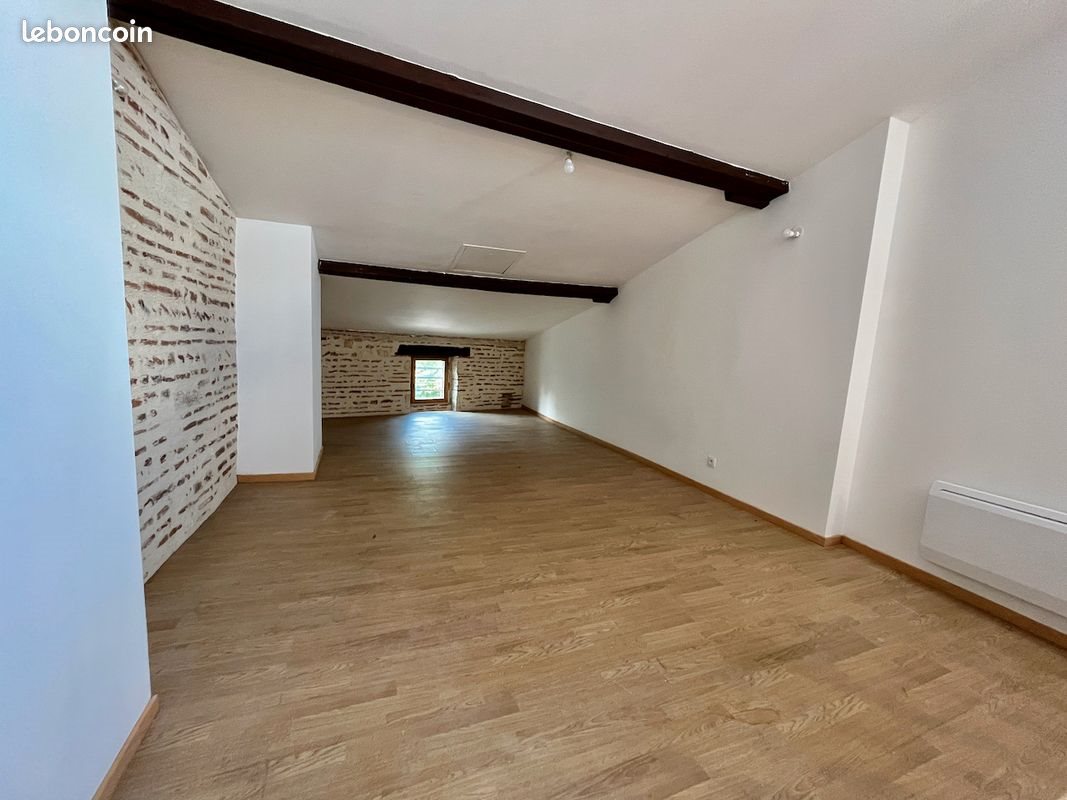 Maison à louer, 104m², Sainte-Livrade-sur-Lot