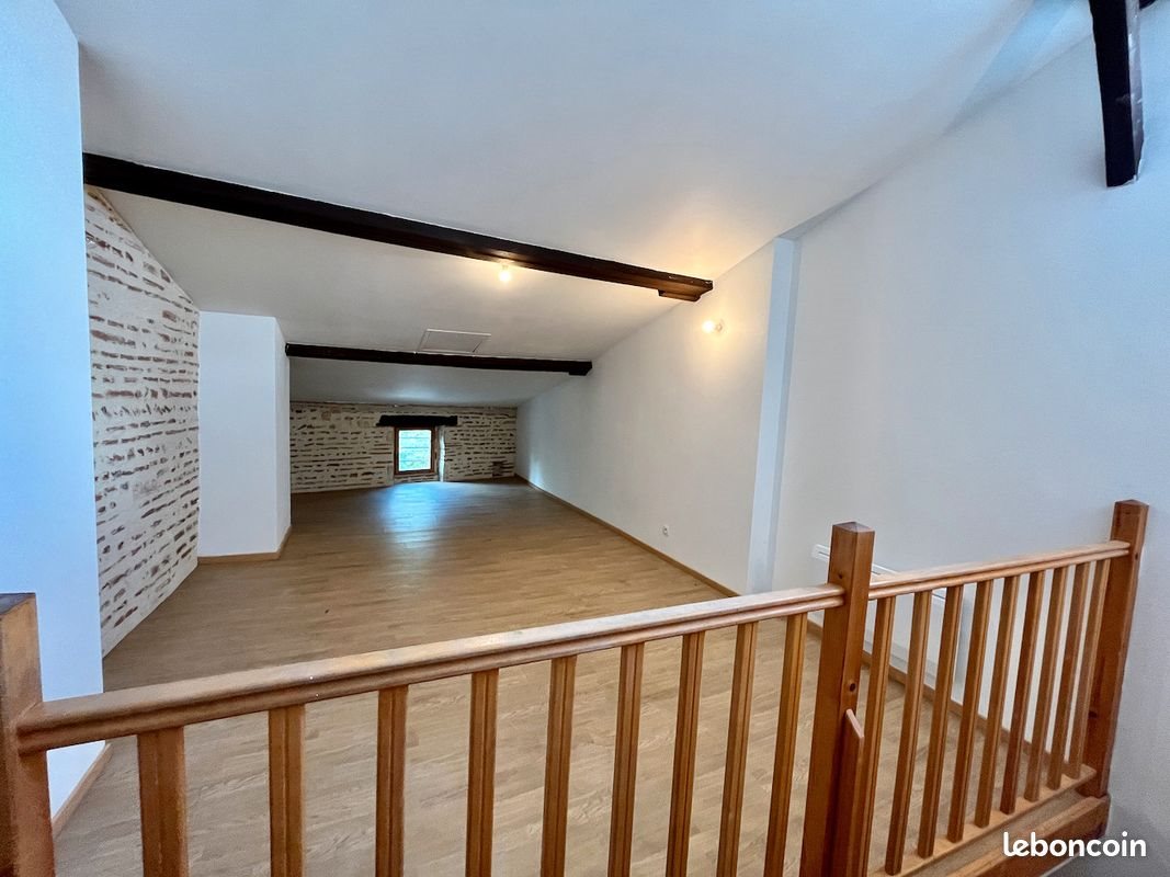 Maison à louer, 104m², Sainte-Livrade-sur-Lot