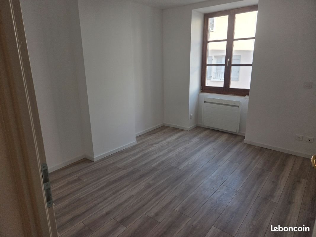 Maison à louer, 81m², Saint-Symphorien-d'Ozon