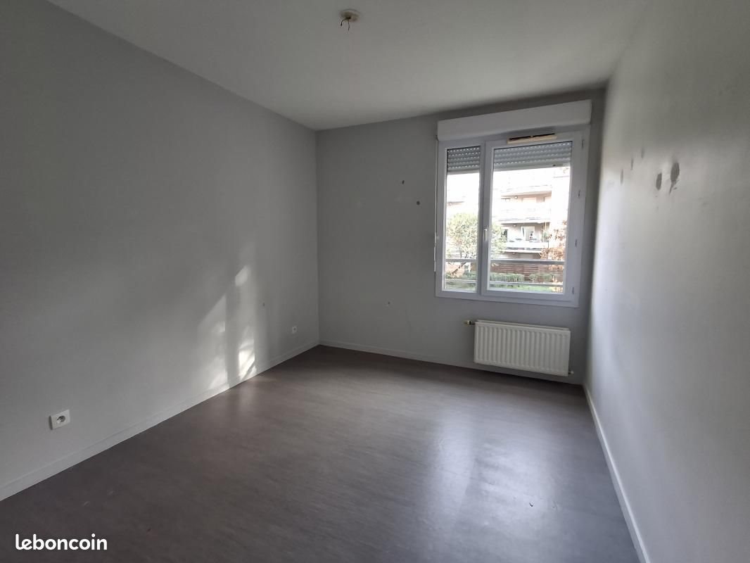 Appartement à louer, 69m², Eybens