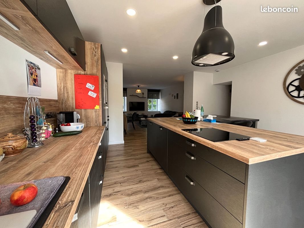 Maison à louer, 184m², Rettel