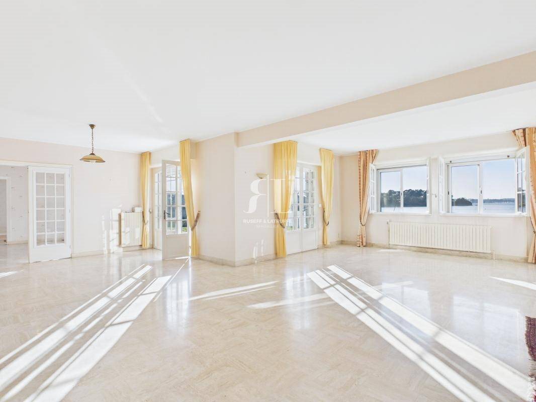 Maison à vendre, 270m², Port-Louis