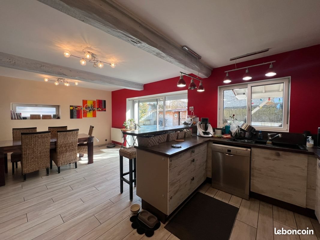 Maison à vendre, 128m², Saint-Maurice-de-Gourdans