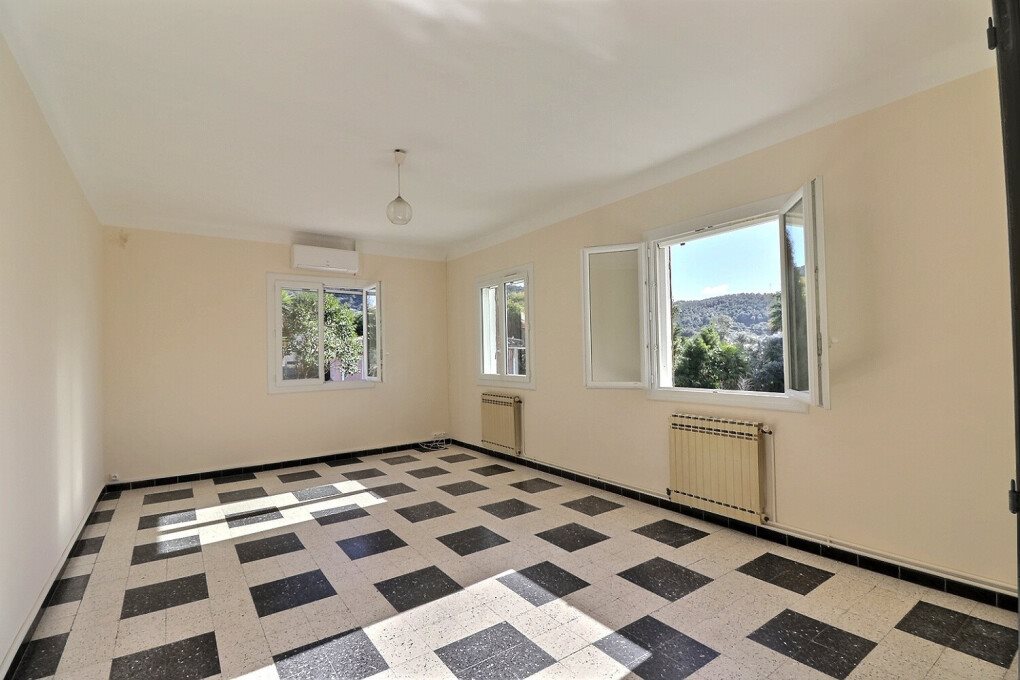 Maison à louer, 76m², Ceyreste