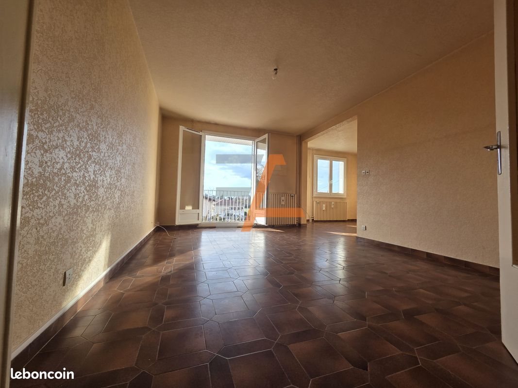 Appartement à vendre, 83m², Saint-Just-Saint-Rambert