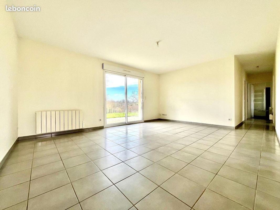Maison à louer, 82m², Nespouls