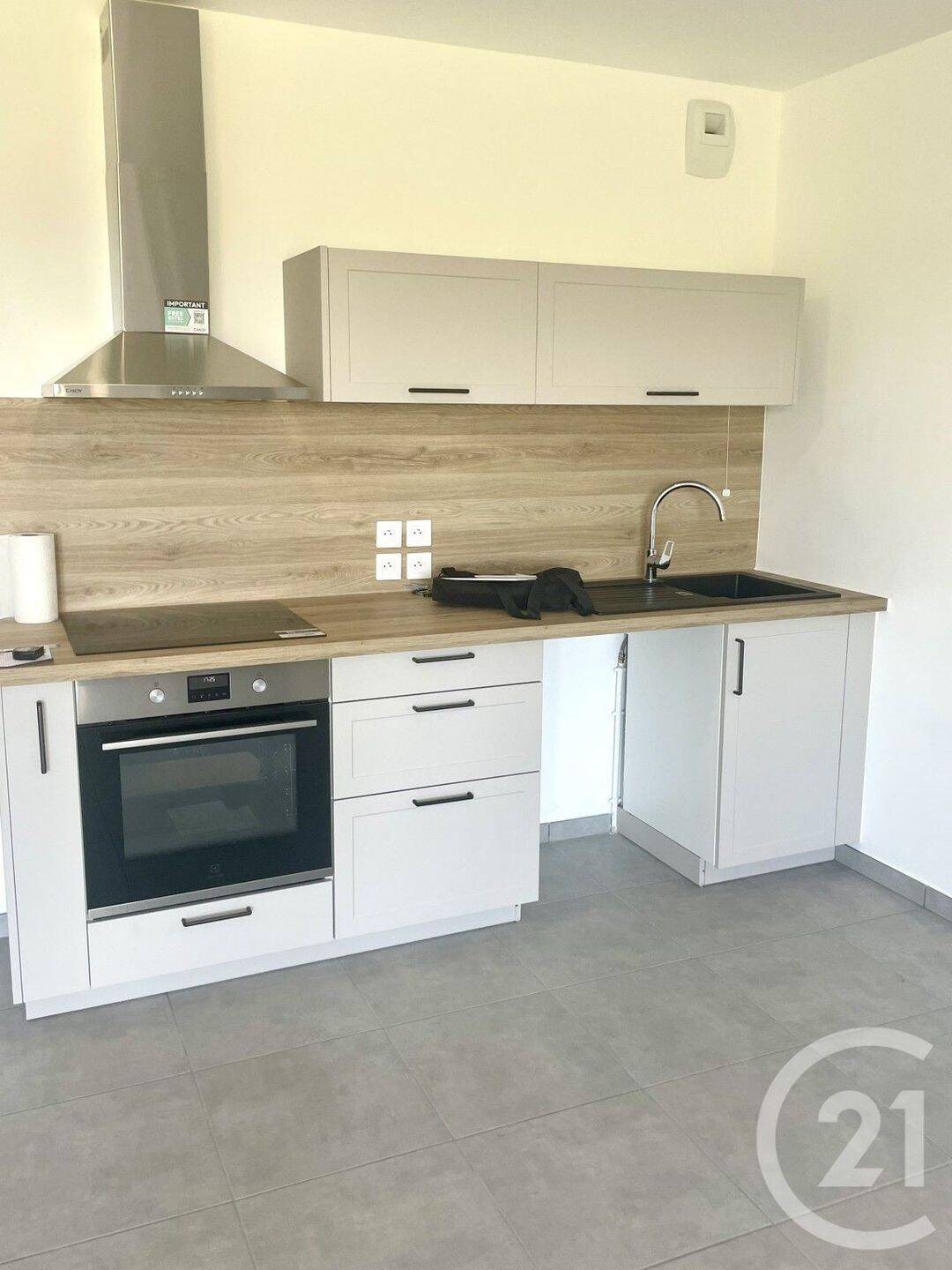 Appartement à louer, 60m², Lyaud