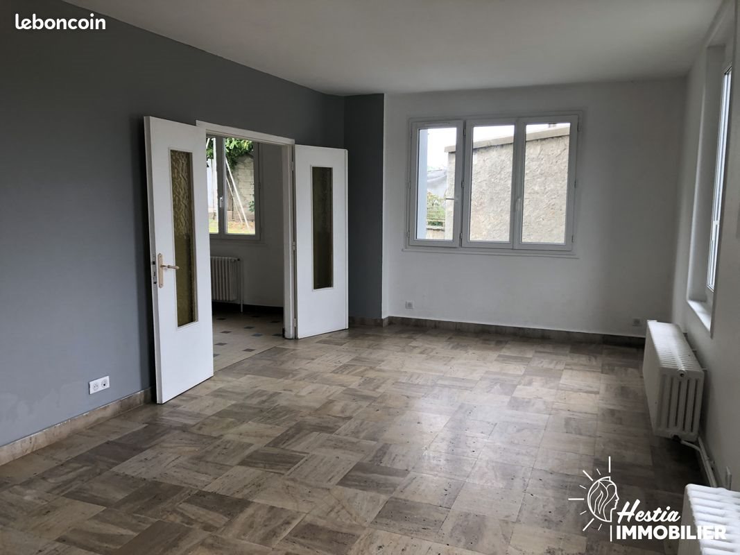 Maison à louer, 189m², Cuperly