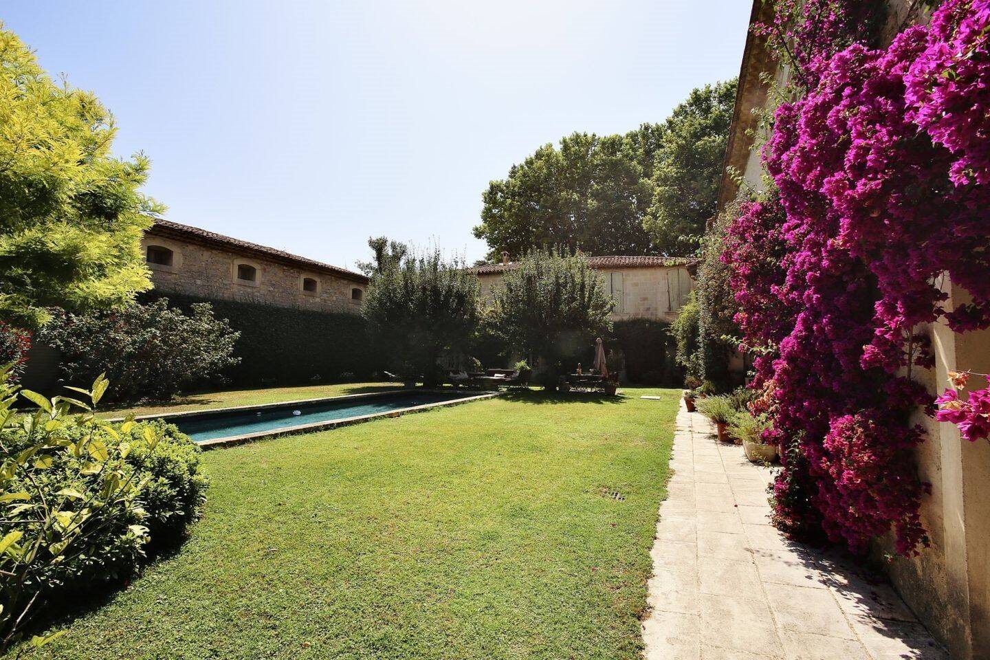 Appartement à vendre, 2700m², Aigues-Mortes